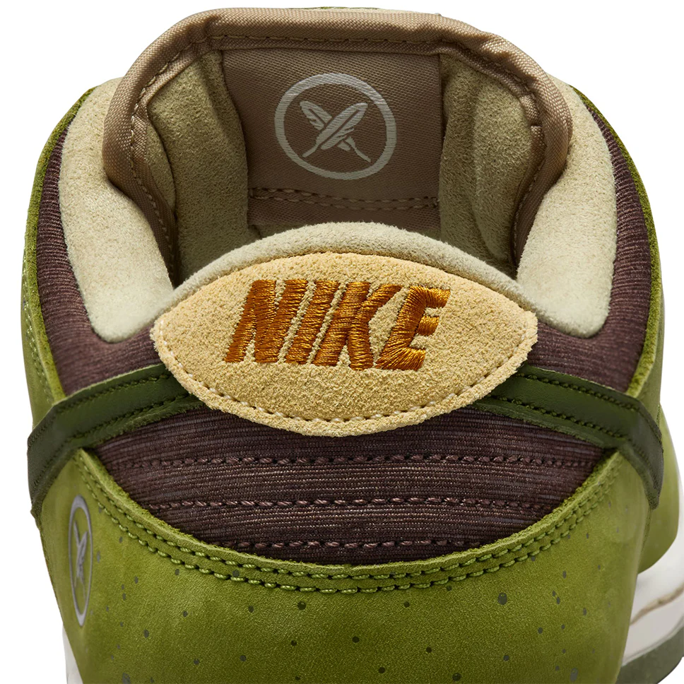 Nike SB Yuto Dunk Low - Image 4