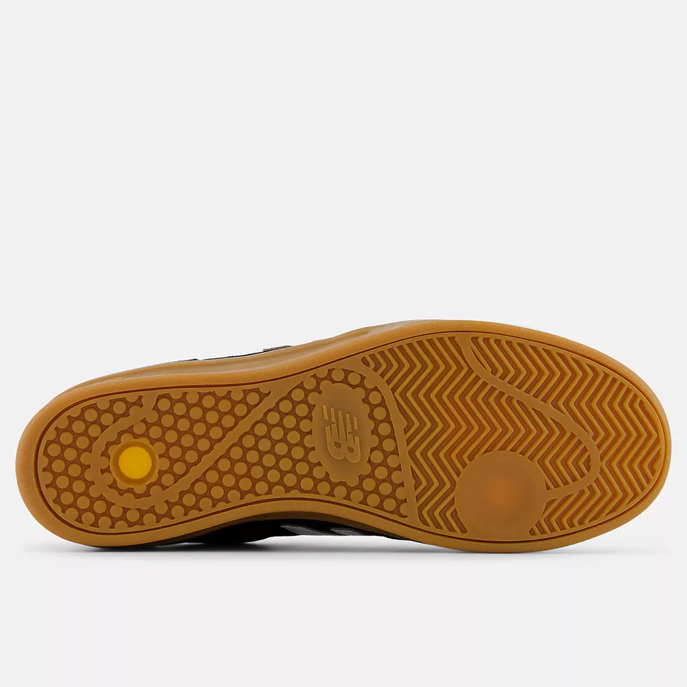 New Balance Numeric 430 Black Gum Shoes - Image 4