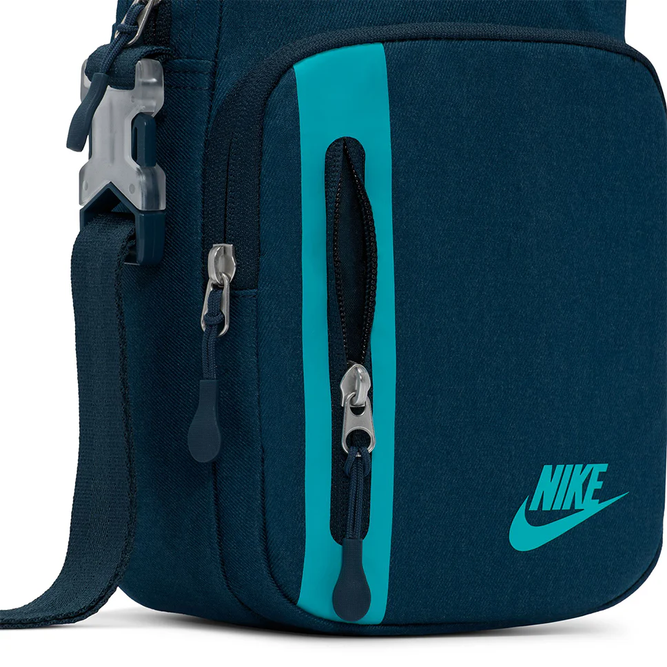 Nike Elemental Premium Crossbody Bag - Image 3