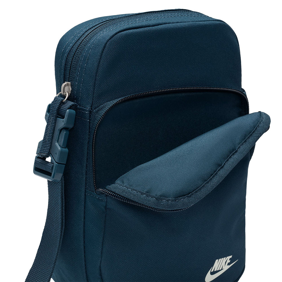 Nike Heritage Crossbody Bag - Image 9