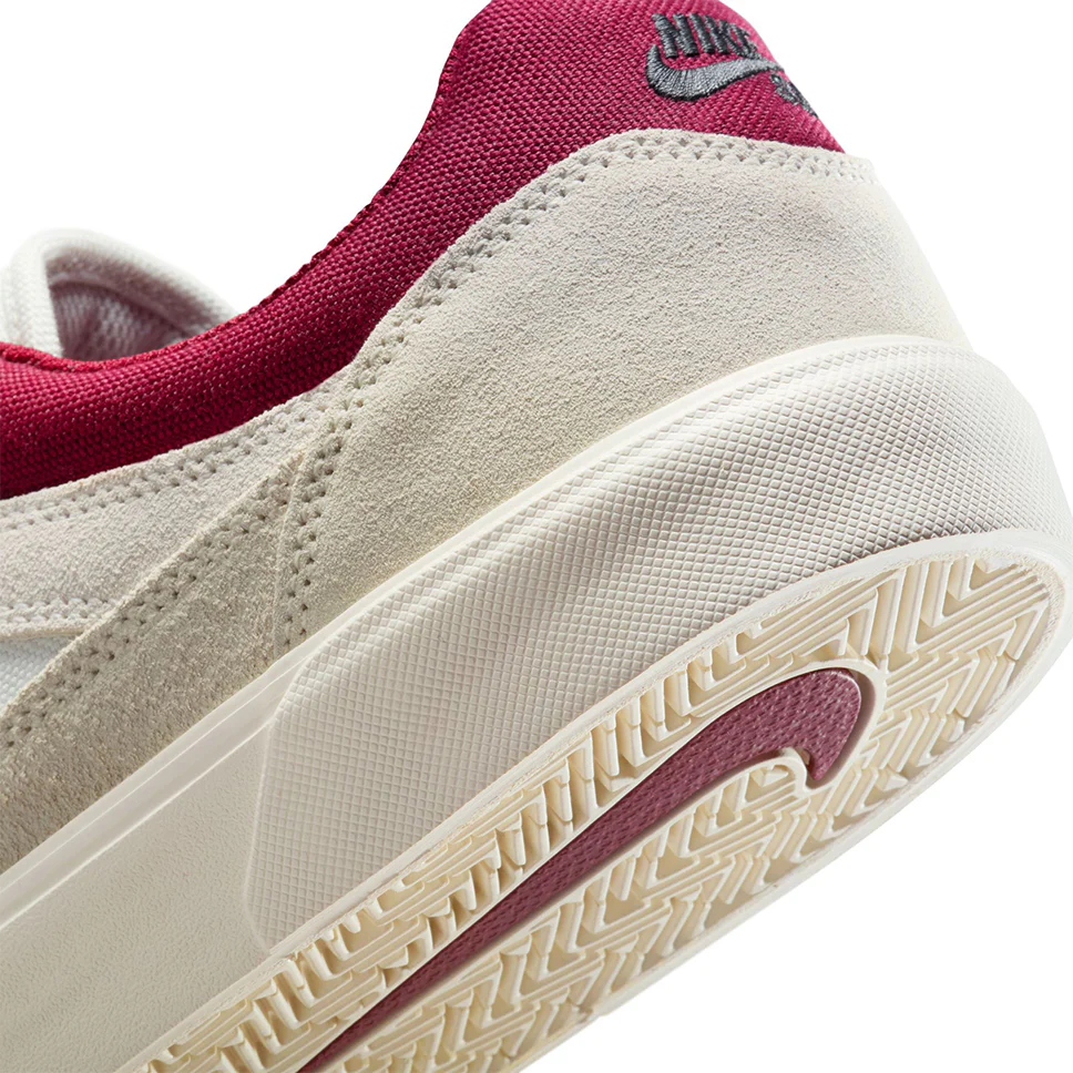 Nike SB Malor Summit White Team Red Shoes - Image 7