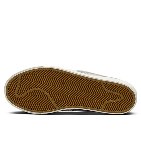 Nike SB Pogo Premium Plus Shoes - Image 3