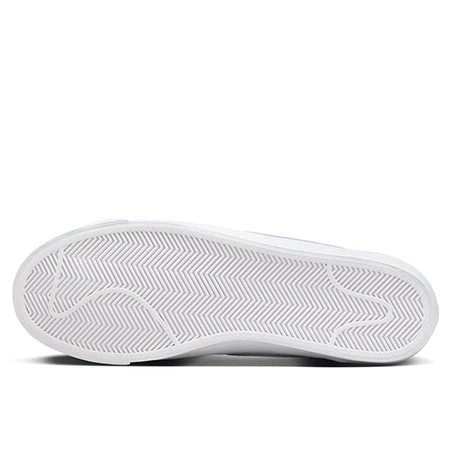 Nike SB Zoom Blazer Low GT ISO Shoes - Image 6