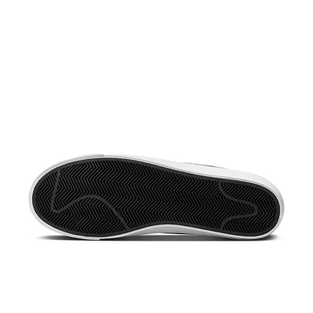 Nike SB Zoom Blazer Low Pro GT Shoes - Image 17